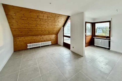 Attraktive 2,5-Zimmer Wohnung in bester Lage Ravensburg, komplett renoviert, Balkon, TG, Keller