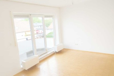 Helle 1-Zimmer-Wohnung mit Balkon zu vermieten