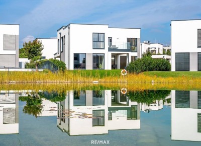 Leben pur! Exklusiv und natürlich zugleich. Im Sommer sonnen-, im Winter eisbaden.