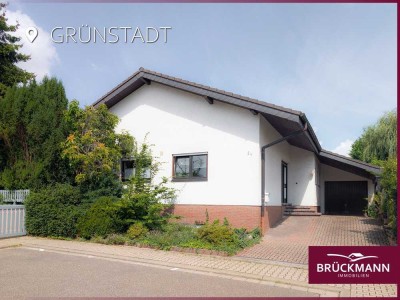 "Grün trifft zentral": Freistehendes Einfamilienhaus mit großem Garten & kurzen Wegen zum Alltag