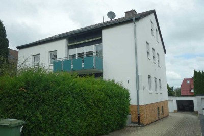 Helle 3-Zimmer EG-Wohnung in Bahnhofsnähe
