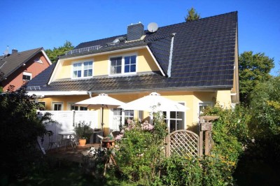 Wohnen, wo andere Urlaub machen – Caputh!
Sehr gepflegte Doppelhaushälfte mit sonnigem Südgarten