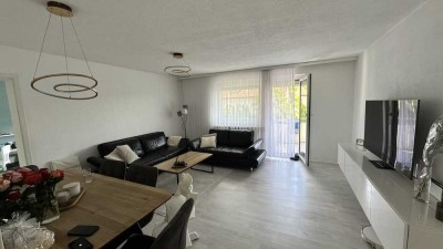 Wohnung mit Liebe zum Detail ! Garage + Balkon - Komplett renoviert