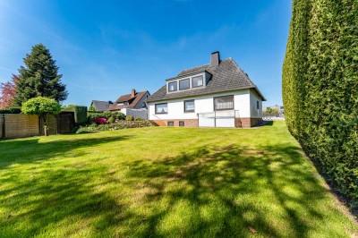 Provisionsfrei- großes Einfamilienhaus mit Einliegerwohnung