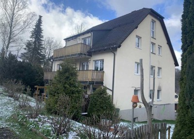 Charmante DG 3-Zi.Maisonettewohn. mit 2 Bädern, Stellplatz und Balkon in sehr guter Lage!