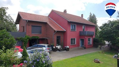 Gepflegtes Ein- bis Zweifamilienhaus mit Dachterrasse zu verkaufen!