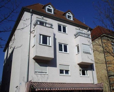 Provisionsfrei:     1 Zi-Whg. (ca. 22qm) mit TG-Stellplatz ohne Balkon in Stuttgart-Zentrum/Nord