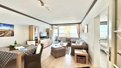 Strandstraße: Exklusive und großzügige 2-Raum-Wohnung