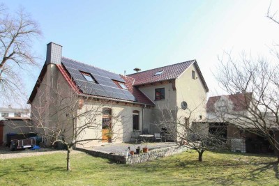 Großzügiges Haus mit PV-Anlage in Klein Germersleben - nachhaltig wohnen mit Gestaltungspotenzial