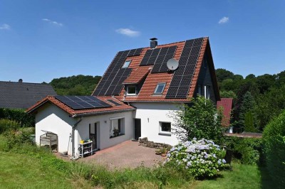 Ganz entspannt :) Freistehendes, bezugsklares Einfamilienhaus mit Urlaubsflair in Heiligenhaus