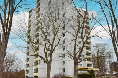 Ruhiges Wohnen direkt an den Vogelstang-Seen, Loggia, Stellplatz, Aufzug, Keller, sofort verfügbar