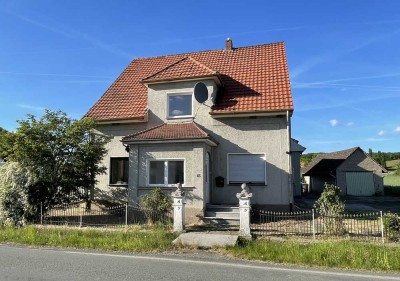 Günstiges Einfamilienhaus nach Innensanierung mit großem Grundstück