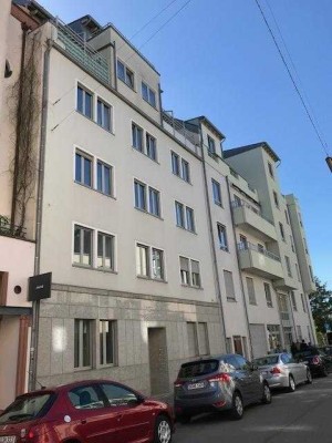 Schöne 2,5 Zimmer Wohnung in Alt Saarbrücken