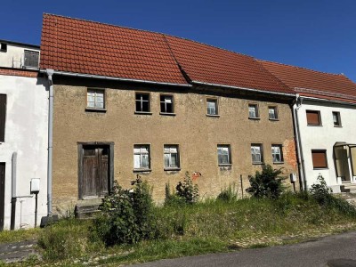 Top Angebot: Zwei sanierungsbedürftige Reihenhäuser in Borna