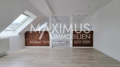 Erstbezug nach hochwertiger Modernisierung - stylische 2,5-Raum Wohnung mit Balkon