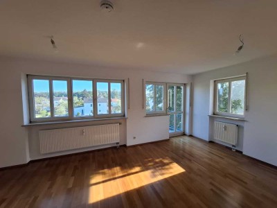 Schöne helle 3-Zimmer-Wohnung mit Südbalkon in Neuötting