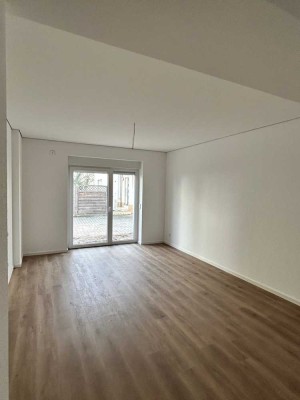 Erstbezug nach Sanierung: Geschmackvolle barrierefreie 3-Zimmer-Erdgeschosswohnung