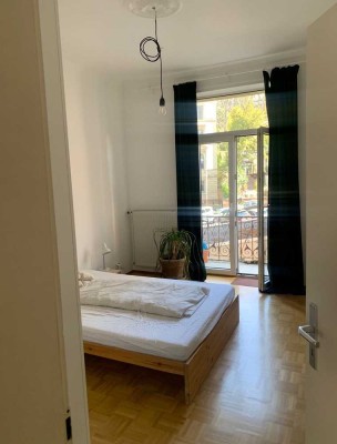 Tolle Altbauwohnung mit Balkon sucht Nachmieter