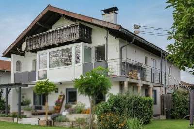 Charmante 4-Zi.-Wohnung mit Balkon, großem Garten & Bergblick – Gepflegtes Wohnen in toller Lage!