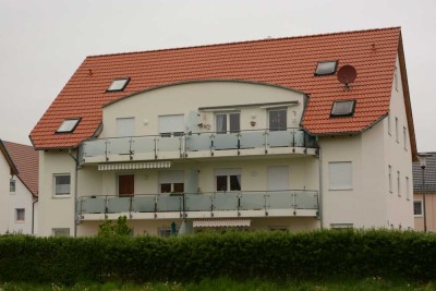 Helle 3-Zimmer-Wohnung mit schönem Balkon