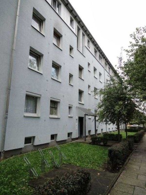 Renovierte 2,5-Zimmer-Wohnung mit Balkon