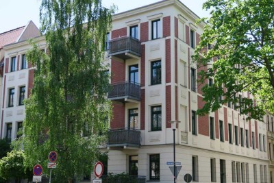 Schöne 1 Zi-Wohnung mit Balkon und Laminat in der südl. Innenstadt