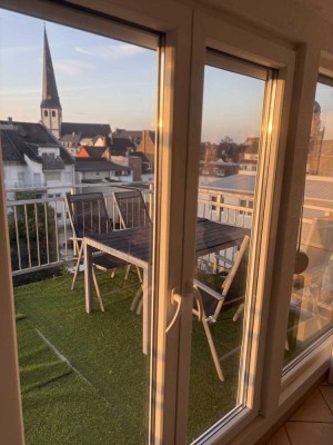 Attraktive 1-Zimmer-Wohnung mit Balkon und Einbauküche in Euskirchen