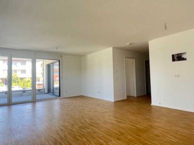 Provisionsfrei  Erstbezug barrierefreie 2,5 Wohnung mitten in Korntal