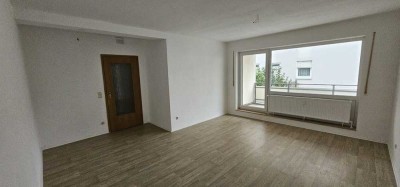 Gut geschnittene 2 ZKB-Wohnung mit Balkon