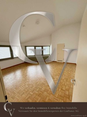 Moderne 2-Zimmer-Wohnung mit separater Küche und großer Fensterfront – ruhig und zentral in Passau