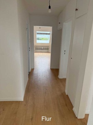 Erstbezug nach Sanierung mit Balkon: ansprechende 3-Zimmer-Wohnung in Schwetzingen-Nord