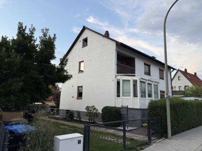 Geschmackvolle, gepflegte 4-Raum-Wohnung mit gehobener Innenausstattung mit EBK in Bayreuth