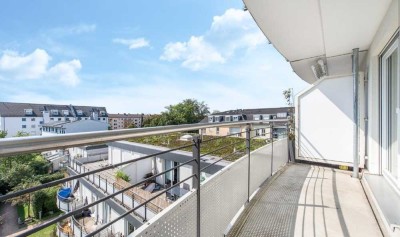 Helle, gepflegte 3-Zimmer-Wohnung mit TG und Südbalkon in urbaner, perfekt angebundener Lage