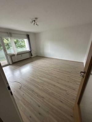 Schöne 2-Zimmer Wohnung mit Balkon