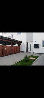 NEUBAU 1-Zimmer-EG-Wohnung mit gehobener Innenausstattung mit Balkon und EBK in Plattling