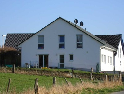 Gepflegte 5-Zimmer-Doppelhaushälfte in Weilmünster Dietenhausen