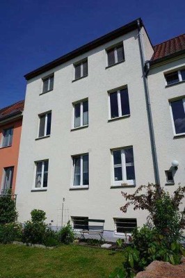 Eigener Garten und Stellplatz: 3-Zimmer-Wohnung in Nördlicher Mühlenvorstadt