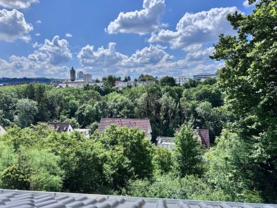 Stilvolle 2-Raum-Terrassenwohnung mit Einbauküche in Leonberg