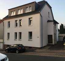 Schöne 3-Zimmer-Dachgeschosswohnung mit Balkon in 32825 Blomberg