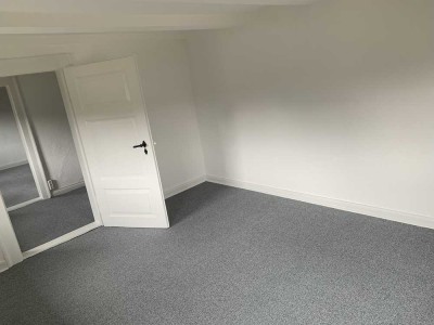 4,5-Zimmer-Wohnung mit Dachterrasse und Gartennutzung in historischem Gebäude