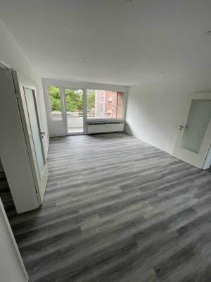 Moderne 4 Zimmer Eigentumswohnung in ruhiger Lage