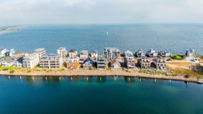 Wasserlage: 2 Eigentumswohnungen inkl. Dachterrasse und 360° Panoramablick über die Ostsee
