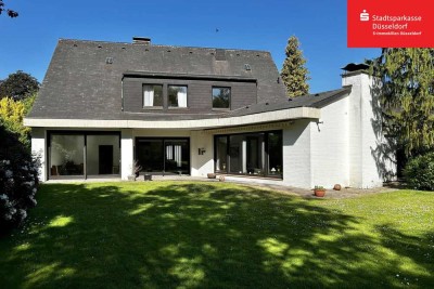 Villa mit viel Potenzial auf parkähnlichem Grundstück!