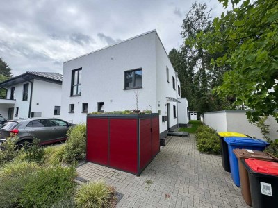 Traumhafte 4-Zimmerwohnung mit Garten in Top-Lage zu vermieten !