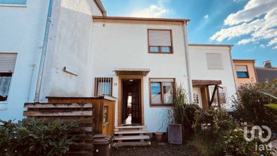 Charmantes kleines renovierungsbedürftiges RMH wartet auf Sie