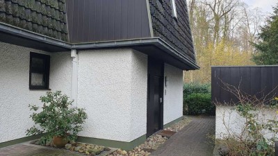 Einliegerwohnung mit Galerie im Architektenhaus in Bestlage in Bergisch Gladbach im Ortsteil Refrath