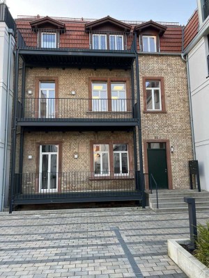 Geschmackvolle 5-Zimmer-Maisonette-Wohnung mit geh. Innenausstattung mit Balkon und EBK in Kandel