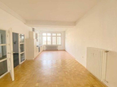Großzügige und helle 3-Zimmer Wohnung direkt am Sielwall