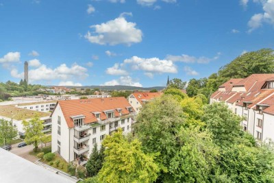 Reizvolle 3-Zimmer-Attika-Wohnung mit großer Dachterrasse nähe Stadtzentrum