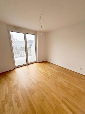 MODERNE 2-ZIMMER-WOHNUNG MIT GROSSER TERRASSE IN EGGENBERG - NÄHE FH